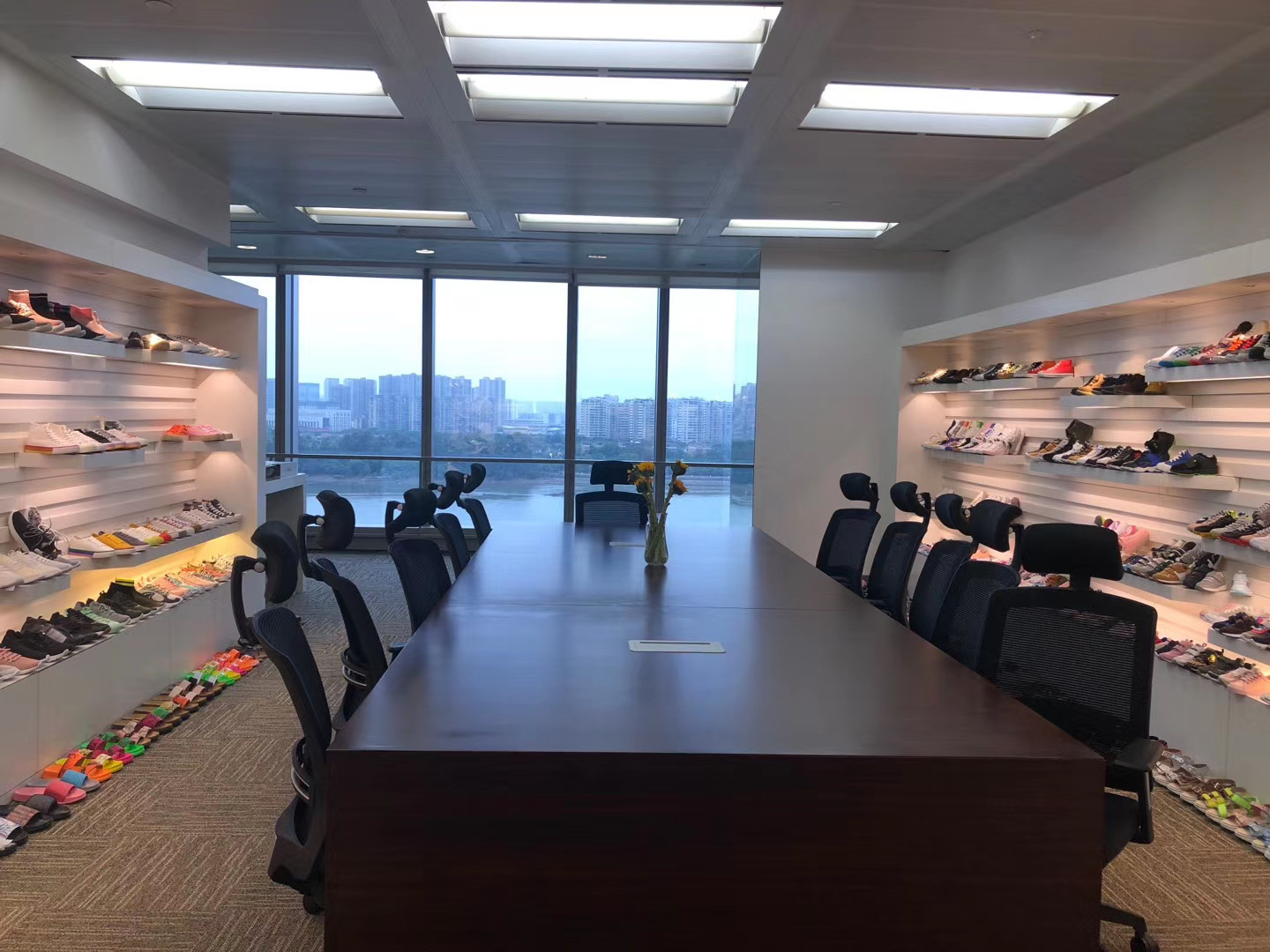 about-showroom